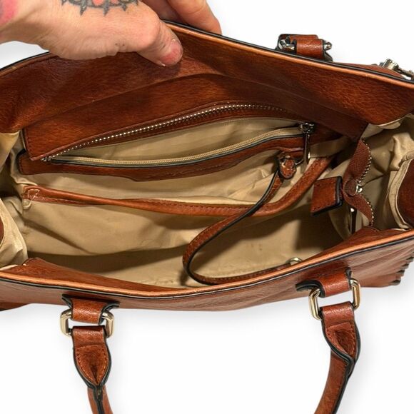 LADY CONCEAL Women’s Brown Concealed-Carry Leather Tote Bag - Picture 8 of 8